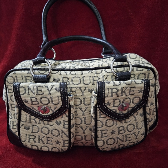 Dooney & Bourke Signature Vintage Fabric with Black Leather Trim Shoulder Bag - Picture 4 of 17
